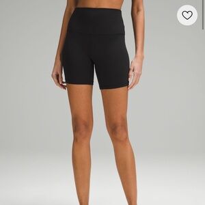 GREAT CONDITION Lululemon Align High Rise 6” Short